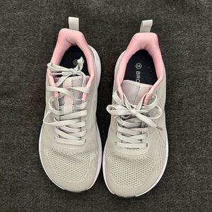 Bronax wide toe box road running shoes